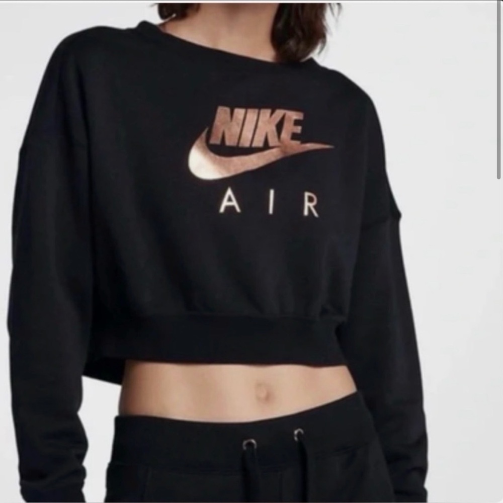 Nike Air Women's Top Rally Crew Black Sweatshirt Size L zip back crop, EUC